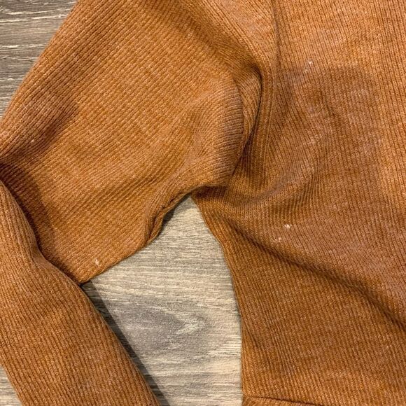 Doe + Rae Anthropologie Sweater.  Size: L. Crossover style on back - Picture 3 of 4